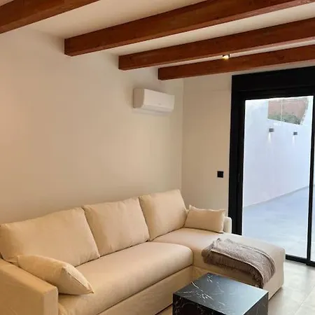 Carud Nº15 Semesterbostad *